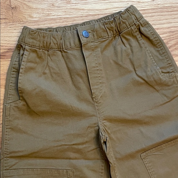 Hanna Andersson Boy’s Loose Fit Canvas Carpenter Pants - Picture 7 of 11